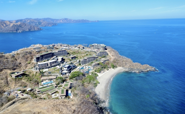 Hotel en contrucción en Penca